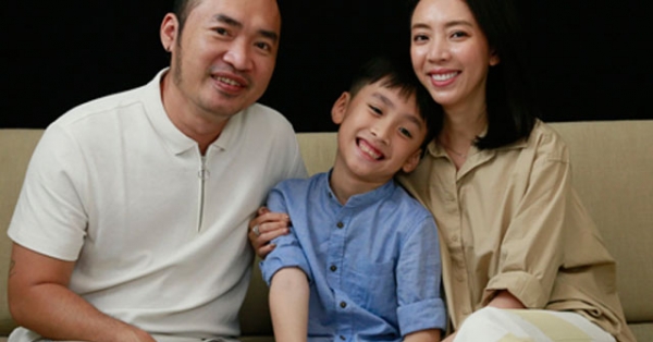 Phản ứng của Thu Trang khi Tiến Luật cãi vã với con trai trên sóng truyền hình