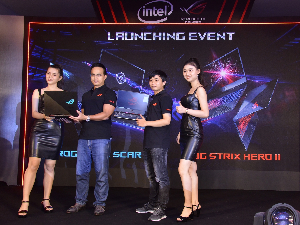 Laptop gaming Strix SCAR II và Hero II về Việt Nam, giá từ 44,99 triệu đồng
