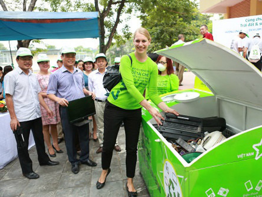 Triển khai chương trình tái chế rác thải điện tử tại các trường Đại học
