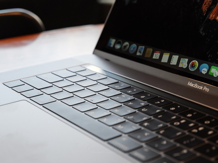 MacBook Pro thế hệ mới trang bị BXL 6 nhân
