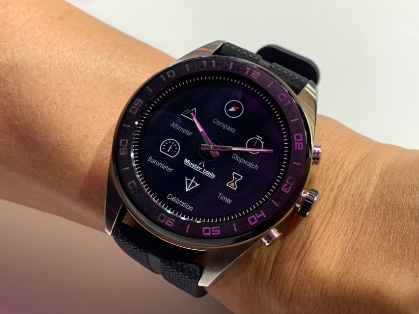 Cận cảnh smartwatch lai pin 100 ngày LG Watch W7