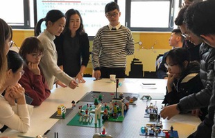 Trường Đại học Trung Quốc tích hợp LEGO vào giảng dạy các môn học trừu tượng
