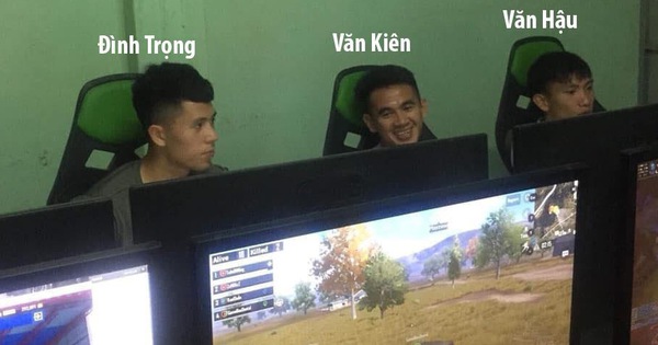 Cầu thủ U23 Việt Nam, đá bóng hay nhưng cũng phải ra net 