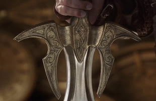 Ngoài Mjolnir của Thor, thần thoại Bắc Âu còn những món vũ khí hùng mạnh nào?