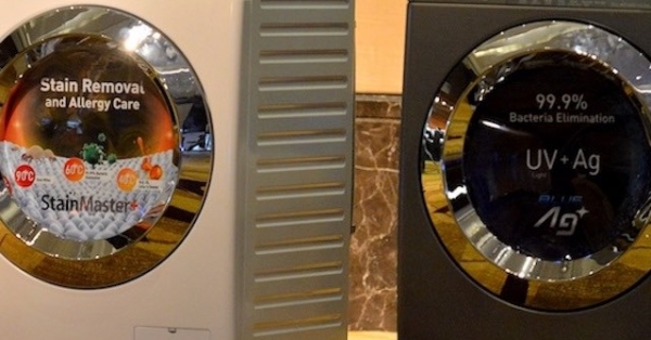 Panasonic tung tủ lạnh có thể diệt khuẩn bằng tia UV và tinh thể bạc