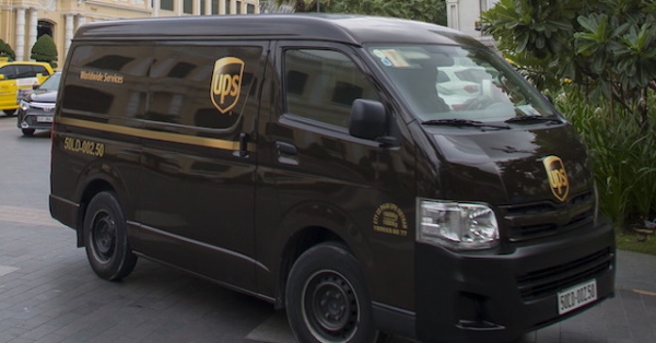 UPS giúp người mua hàng online biết từng 