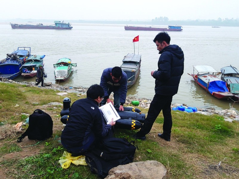 Việt Nam chế tạo thành công tàu mini không người lái khảo sát biển