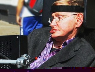 'Hack' não giáo sư Stephen Hawking