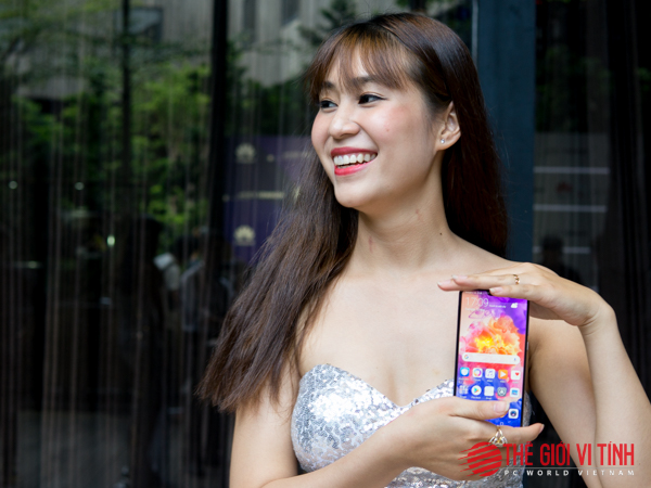 Smartphone 3 camera Huawei P20 Pro giá 19,99 triệu đồng