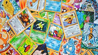 Hộp bài Pokemon 19 năm chưa mở hét giá hơn 1,3 tỷ