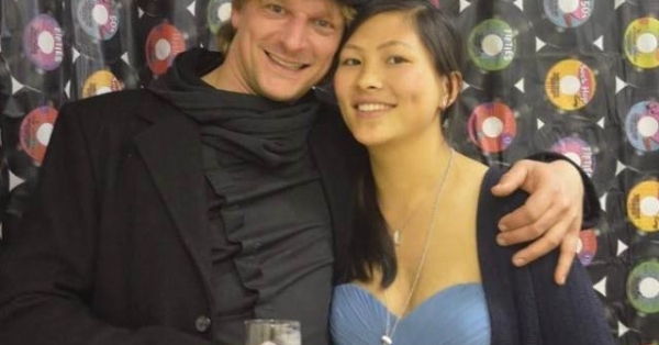 Cô gái H'Mông nói tiếng Anh như gió bất ngờ ly hôn chồng người Bỉ