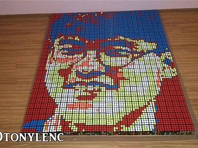 Chân dung Faker và Tyler1 được phác họa bởi gần 1000 khối Rubik đang gây sốt cộng đồng LMHT thế giới