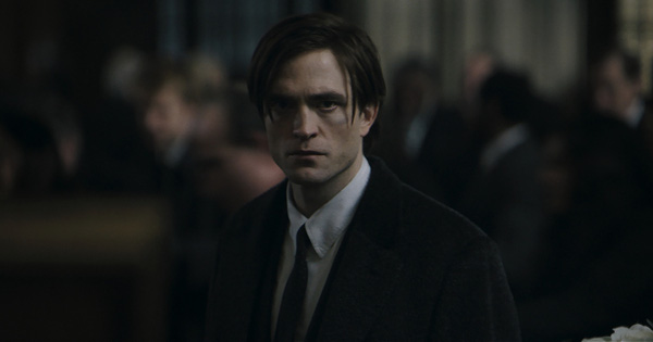Ngất xỉu vì Robert Pattinson đẹp chết người trong trailer Batman: Bạo lực đến không tưởng, nữ chính xinh choáng váng lại bùng nổ 