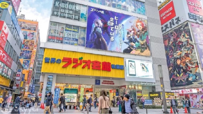 NetEase 'chơi lớn' đặt banner quảng cáo game khủng tại Akihabara