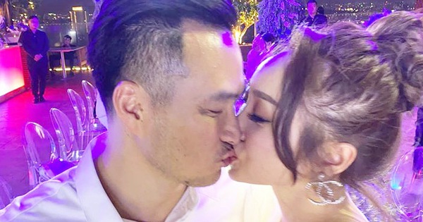 Chi Bảo hôn say đắm bạn gái kém 16 tuổi trong tiệc sinh nhật sang chảnh, phản ứng của Trương Ngọc Ánh đặc biệt hơn