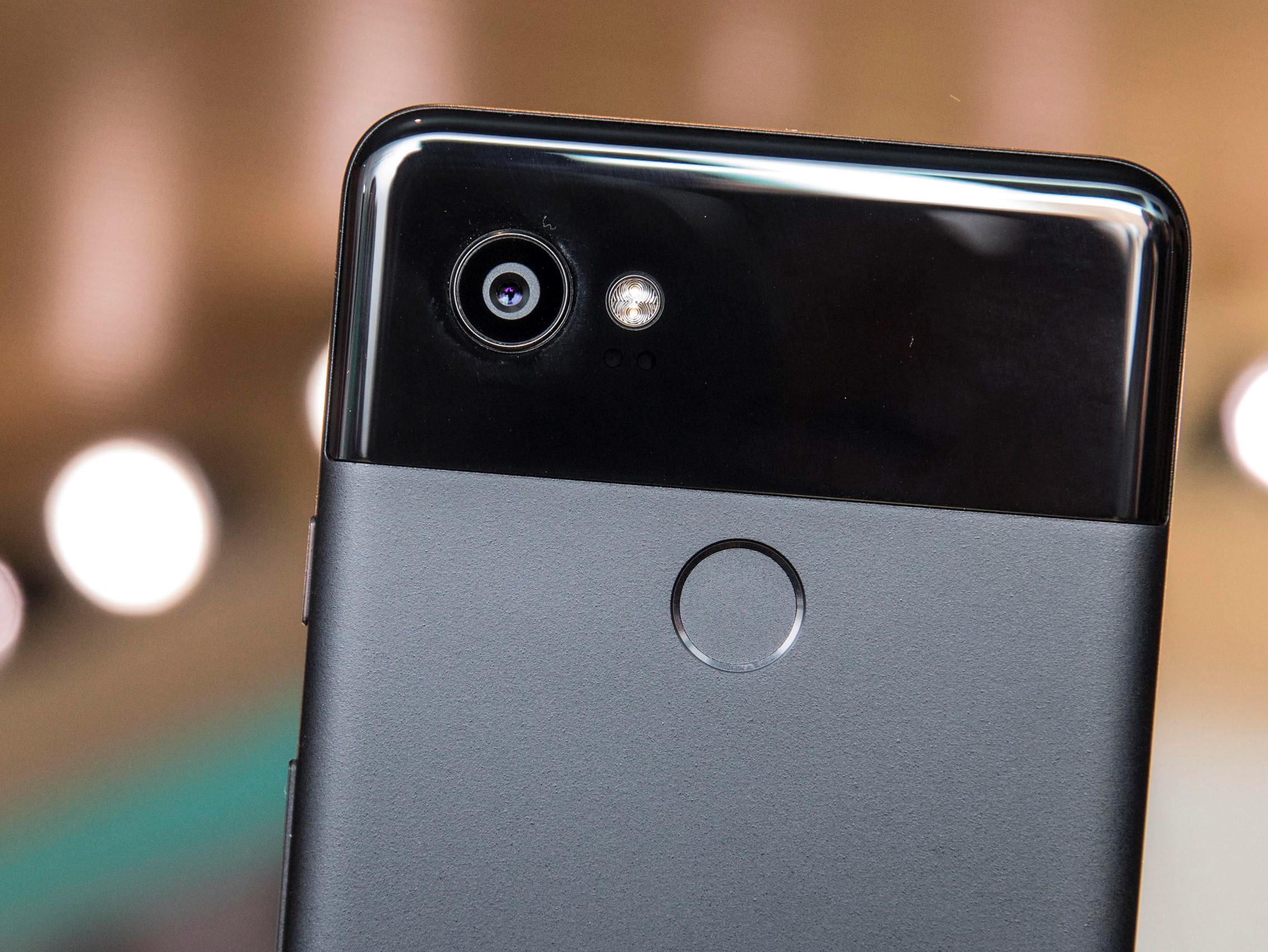 Google Pixel 3 XL trang bị duy nhất camera ở mặt sau