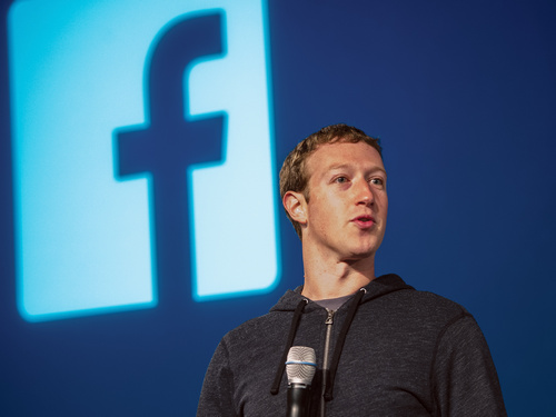Vụ rò rỉ 50 triệu tài khoản Facebook: Mark Zuckerberg nhận lỗi