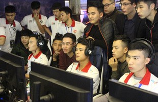 Game thủ AoE Việt: Từ mức lương trên trời của Facebook Gaming đến tương lai mờ mịt?