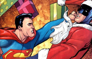 Đóng giả làm Ông già Noel trong đêm Giáng Sinh, Batman bị Superman 