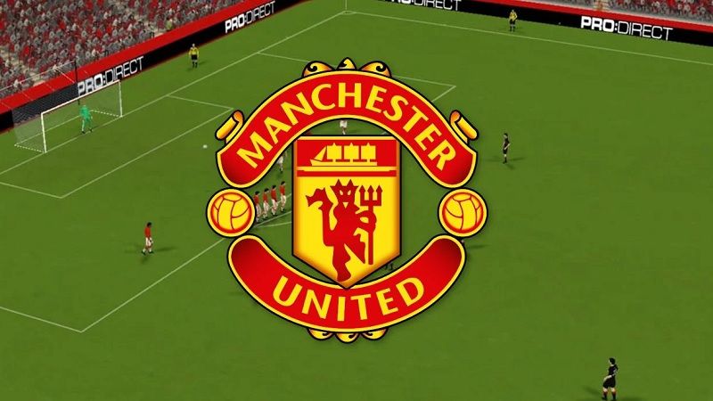 Đã sài chùa tên câu lạc bộ còn quên logo, Football Manager bị Manchester United 