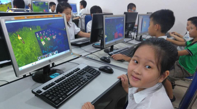 Trường tiểu học ở Hà Nội đưa game MineCraft vào chương trình giảng dạy