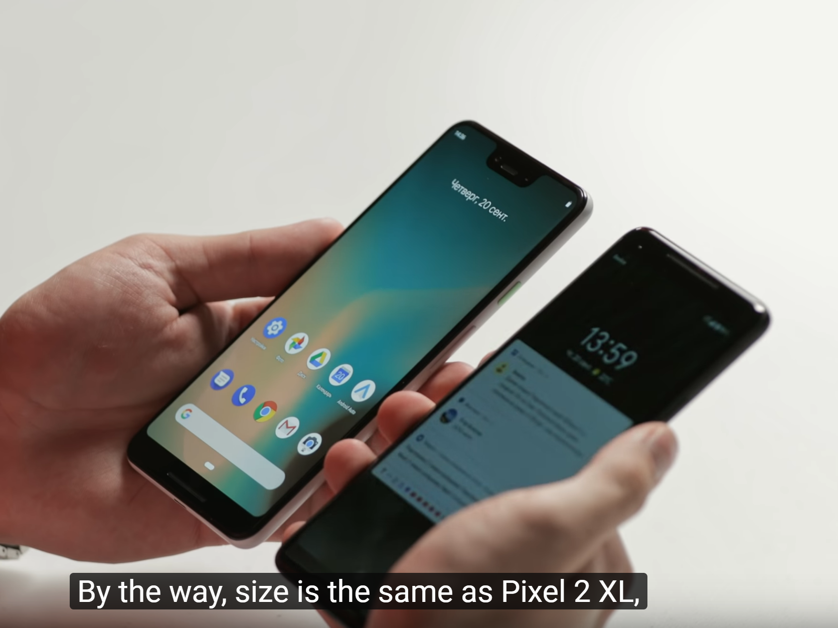 Google Pixel 3 XL tiếp tục lộ diện đọ dáng cùng Pixel 2 XL