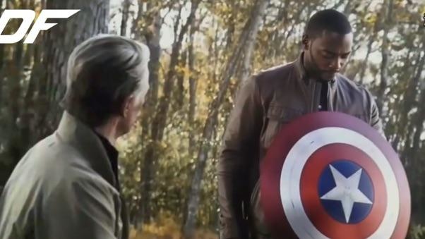 Captain America đã giải thích vì sao anh chọn Falcon chứ không phải Bucky
