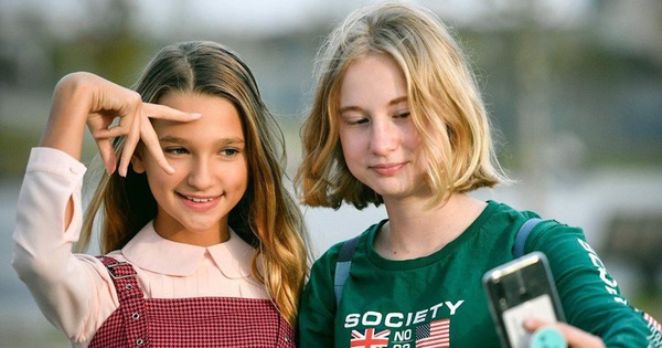 Trào lưu thời 4.0: Những đứa trẻ chưa kịp lớn đã trở thành ngôi sao mạng xã hội