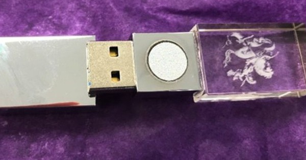 Anh: Dân tình được khuyên mua USB chống 5G, giá gần 10 triệu VNĐ mà chẳng khác gì USB thường