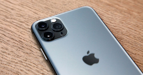 Cuộc chiến nảy lửa giữa camera iPhone 11 Pro và DSLR trị giá 174 triệu đồng