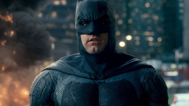 Batman có kế hoạch khống chế tất cả thành viên Justice League, trừ một người